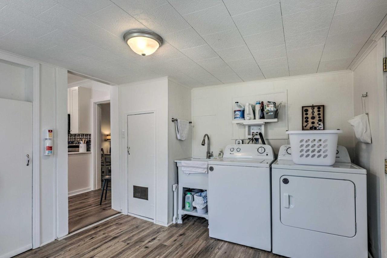 Pet-Friendly Greenville Home With Private Yard ภายนอก รูปภาพ