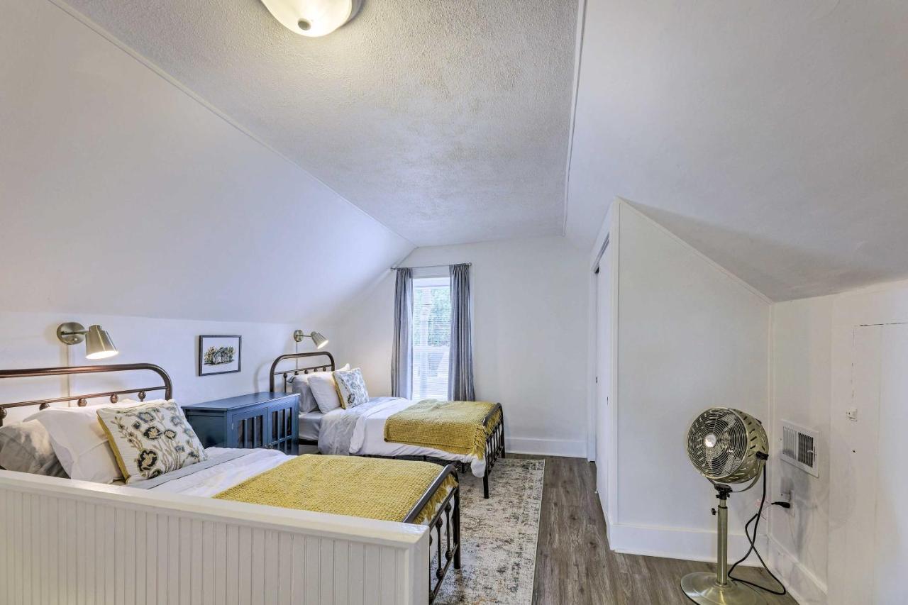 Pet-Friendly Greenville Home With Private Yard ภายนอก รูปภาพ