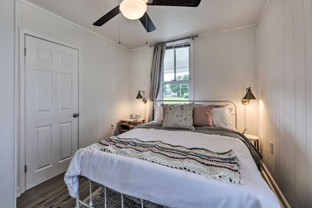 Pet-Friendly Greenville Home With Private Yard ภายนอก รูปภาพ